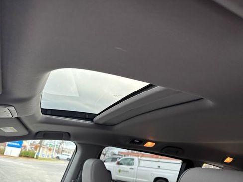 Used 2024 Honda Odyssey EX-L image 16