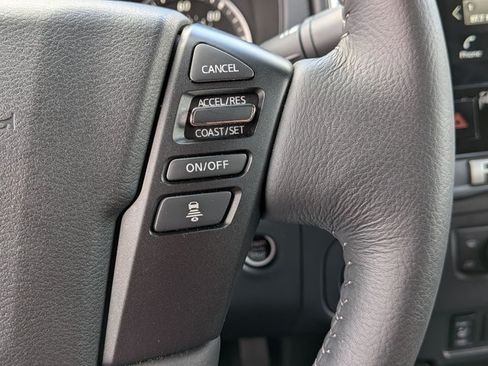Certified 2025 Nissan Frontier SV w/ SV Convenience Package RWD image 17