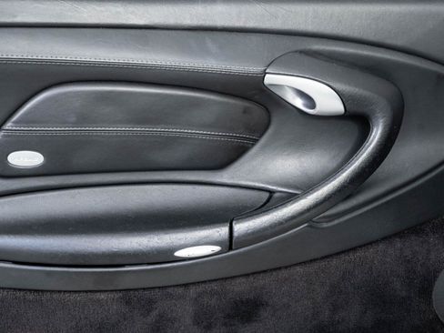 Used 2004 Porsche 911 Carrera 4S AWD/4WD image 6