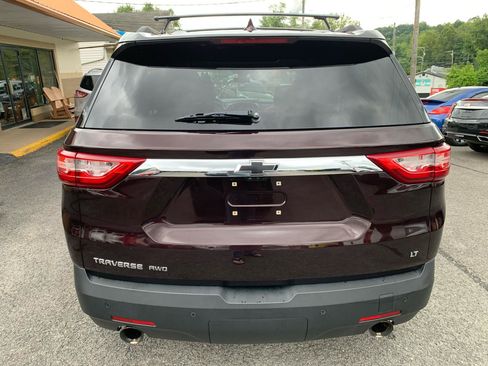 Used 2020 Chevrolet Traverse LT w/ LT Premium Package AWD/4WD image 4