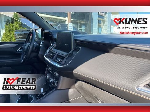 Used 2023 GMC Yukon AT4 image 43