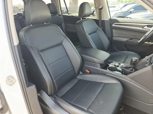 Used 2023 Volkswagen Atlas SE AWD/4WD image 15