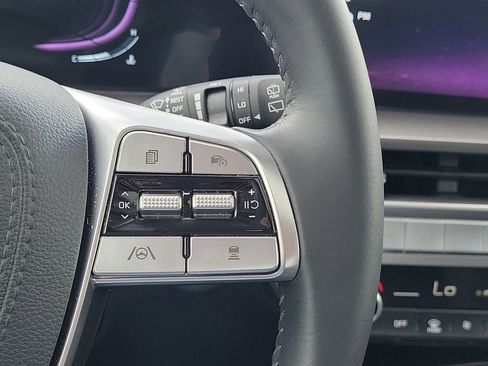 Used 2025 Kia Telluride S FWD image 29