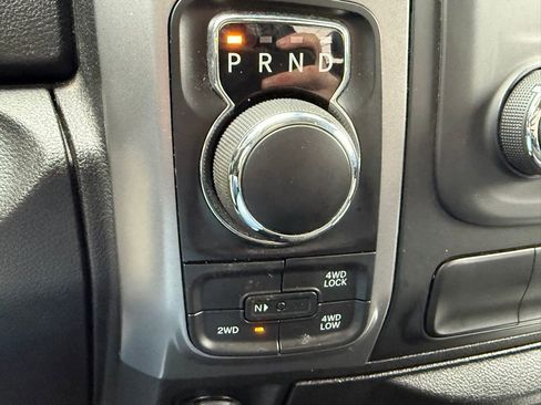 Used 2023 RAM 1500 Classic SLT AWD/4WD image 50