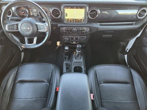 Used 2023 Jeep Wrangler Altitude image 28