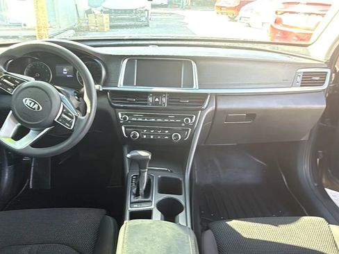 Used 2020 Kia Optima LX image 11