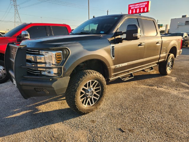 Used 2019 Ford F250 Lariat w/ Lariat Value Package AWD/4WD image 2