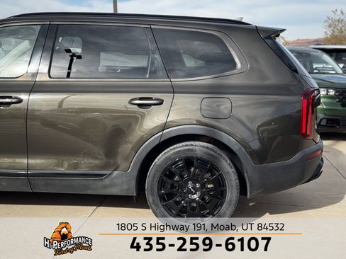 Used 2022 Kia Telluride EX w/ EX Premium Package image 10