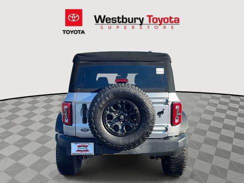 Used 2022 Ford Bronco Wildtrak image 9