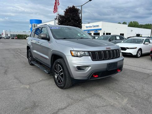 Used 2020 Jeep Grand Cherokee Trailhawk AWD/4WD image 7