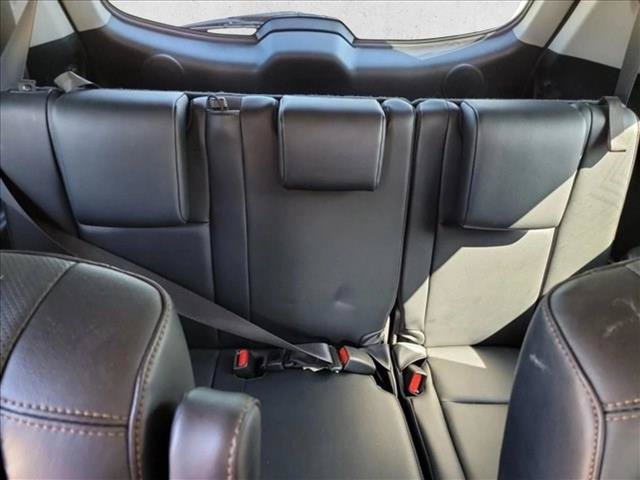 Used 2019 Toyota Highlander Limited FWD image 13
