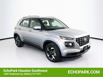 Used 2025 Hyundai Venue SEL