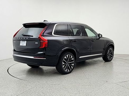 New 2026 Volvo XC90 B5 Plus w/ Protection Package image 5