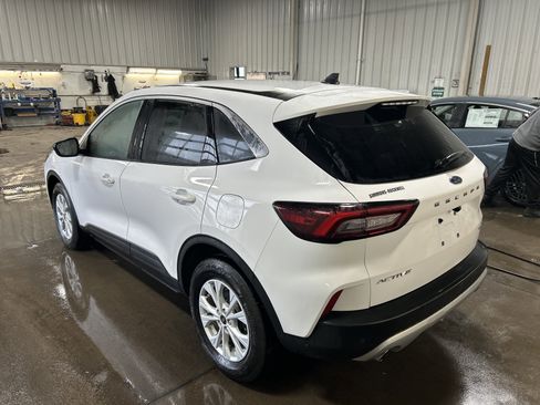 Used 2023 Ford Escape Active w/ Tech Pack #1 image 7