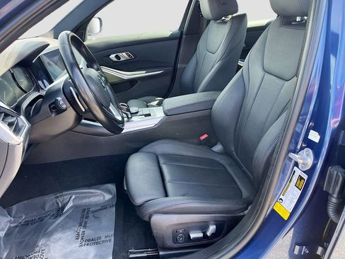 Used 2021 BMW 330i Sedan w/ Convenience Package image 19