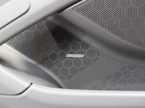 Used 2015 Porsche Cayman image 37