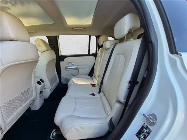 Used 2022 Mercedes-Benz GLB 250 image 22
