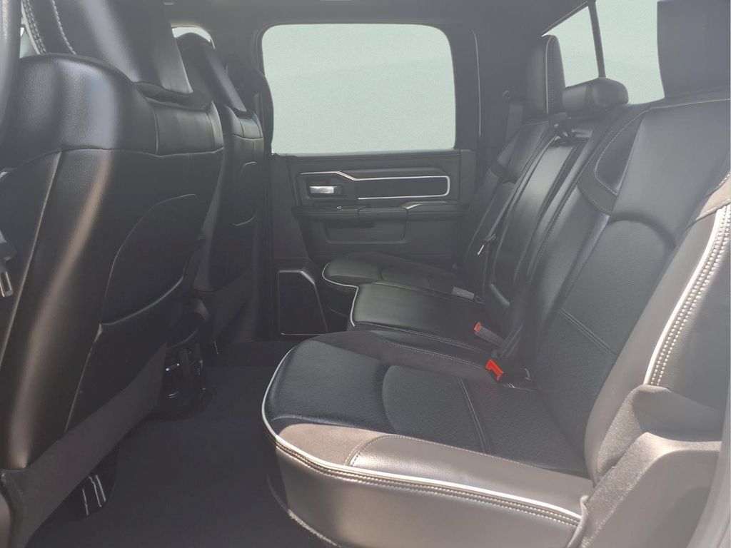 Used 2026 RAM 2500 Laramie AWD/4WD image 13