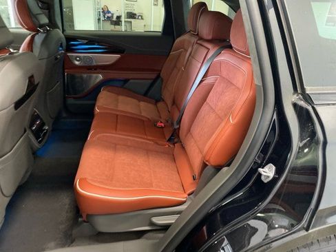 New 2025 Lincoln Nautilus Black Label image 9