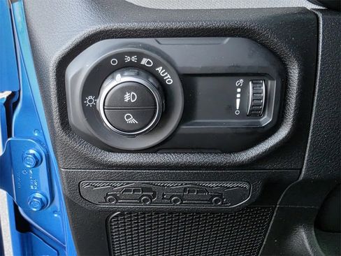 New 2026 Jeep Gladiator Sport image 25