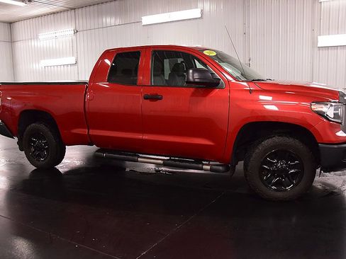 Used 2019 Toyota Tundra SR AWD/4WD image 12