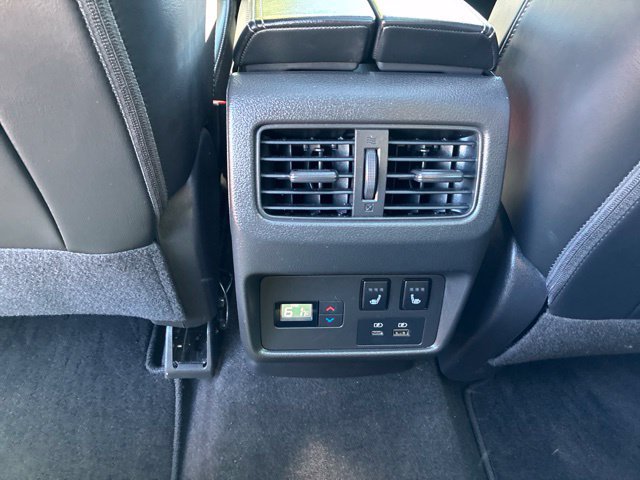 Certified 2023 Nissan Rogue Platinum w/ Platinum Premium Package AWD/4WD image 25
