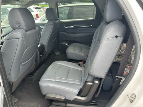 Used 2021 Buick Enclave Premium w/ Sun and Sites Package AWD/4WD image 12