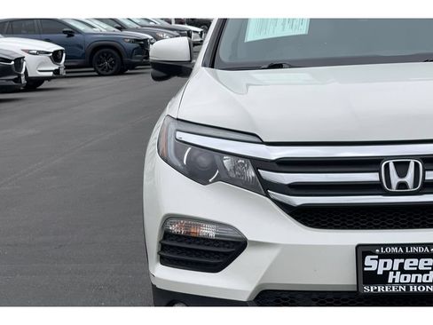 Certified 2018 Honda Pilot EX image 18