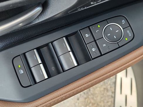 Used 2026 Toyota Grand Highlander AWD Hybrid image 23