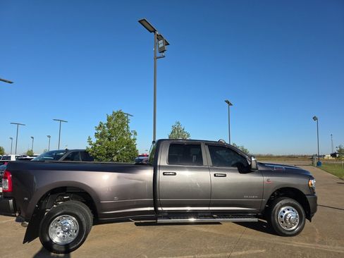 Used 2023 RAM 3500 Big Horn w/ Level 1 Equipment Group image 4