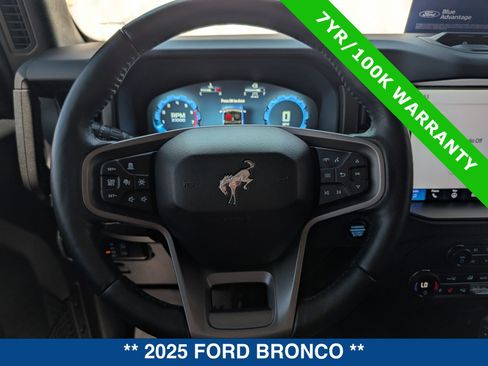 Certified 2025 Ford Bronco Badlands AWD/4WD image 27