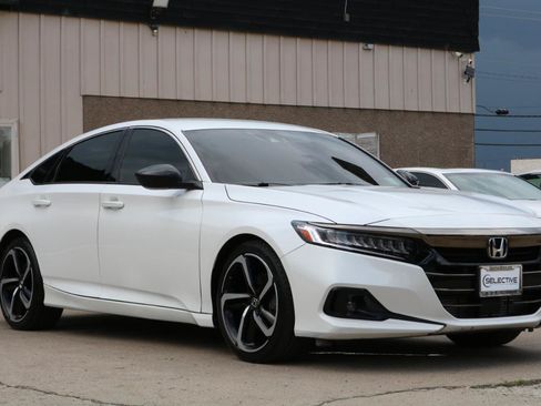 Used 2021 Honda Accord Sport Special Edition image 4