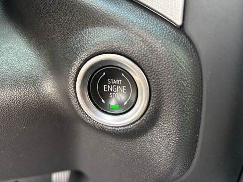 Used 2020 GMC Sierra 1500 SLT w/ SLT Premium Plus Package image 29