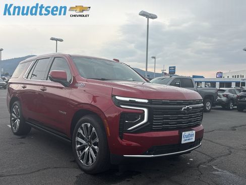 Used 2025 Chevrolet Tahoe High Country AWD/4WD image 1