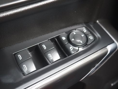 Used 2021 GMC Sierra 1500 AT4 w/ AT4 Premium Package image 28