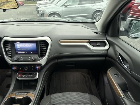 Used 2020 GMC Acadia SLE w/ Driver Convenience Package image 24