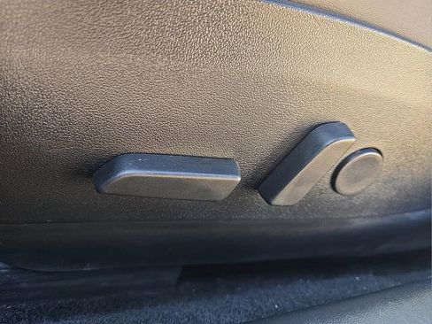 Used 2018 Tesla Model 3 Mid Range image 22