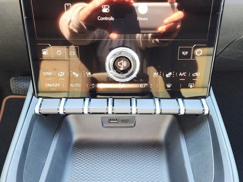 New 2026 GMC Terrain AT4 w/ Convenience Package III image 30