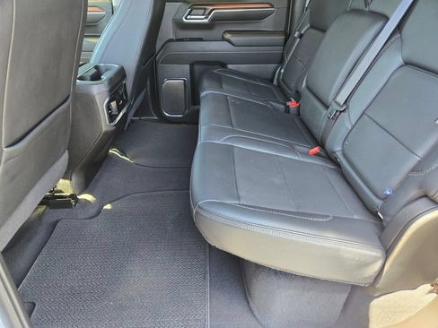 Used 2024 GMC Sierra 1500 Denali w/ Technology Package AWD/4WD image 12