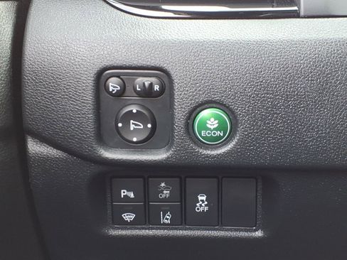 Certified 2024 Honda Passport Black Edition image 32