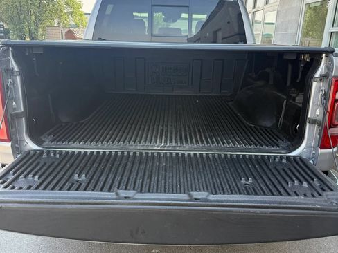 Used 2021 RAM 1500 Laramie AWD/4WD image 28