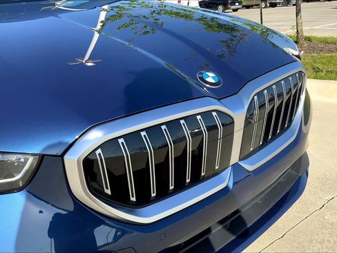 Used 2024 BMW 530i RWD image 29