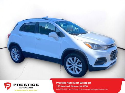 Used 2017 Chevrolet Trax Premier image 1