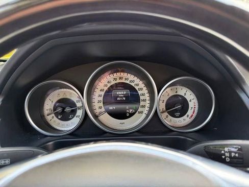 Used 2016 Mercedes-Benz E 400 Sedan image 23