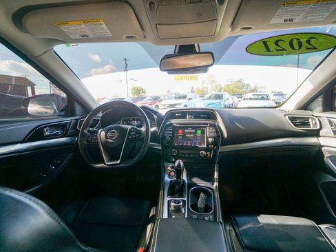 Used 2021 Nissan Maxima 3.5 SV w/ Floor Mat Group image 2