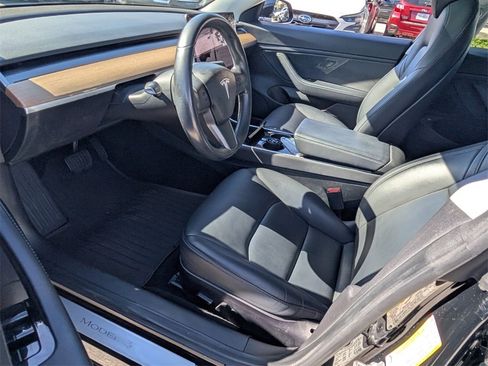 Used 2019 Tesla Model 3 Standard Range Plus image 11