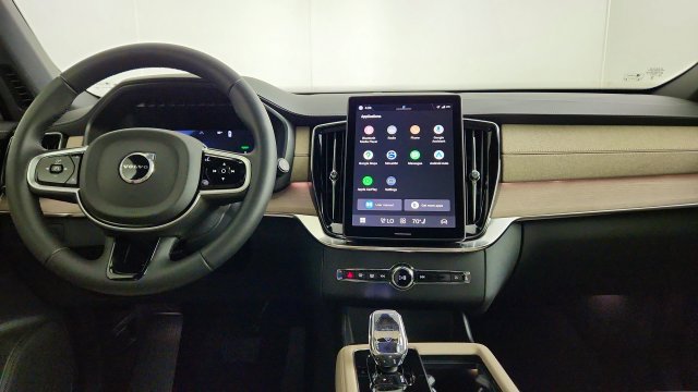 New 2026 Volvo XC90 T8 Plus w/ Protection Package Premier AWD/4WD image 26