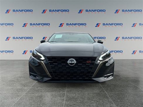 Used 2023 Nissan Altima 2.5 SR image 8