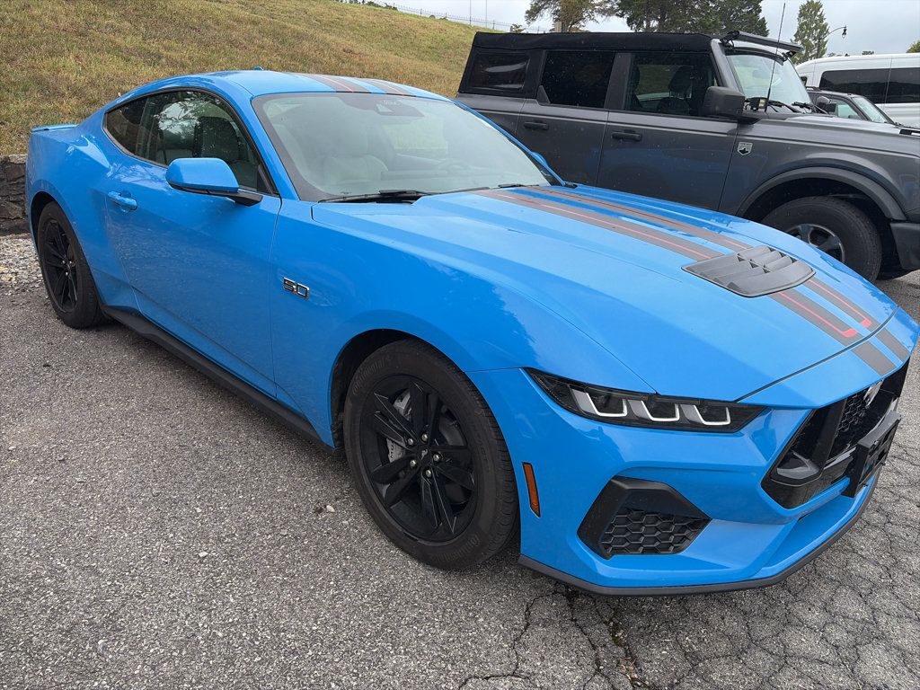 Used 2024 Ford Mustang GT RWD image 4