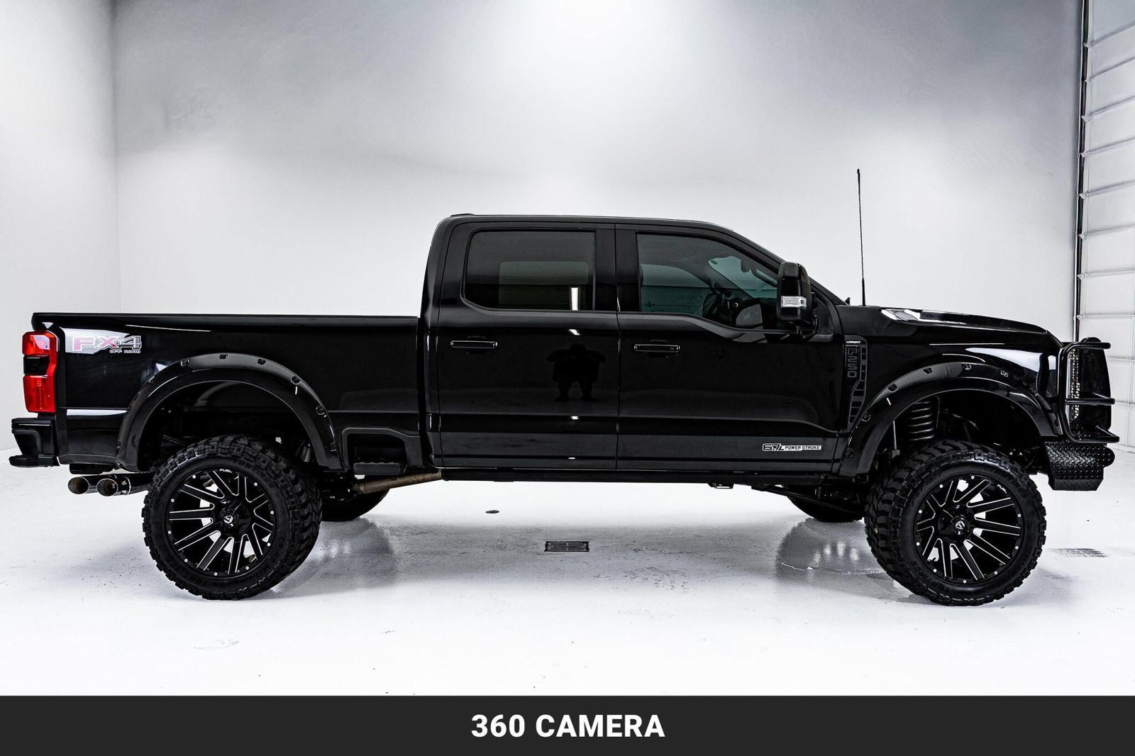 Used 2023 Ford F250 Lariat w/ Lariat Ultimate Package AWD/4WD image 10
